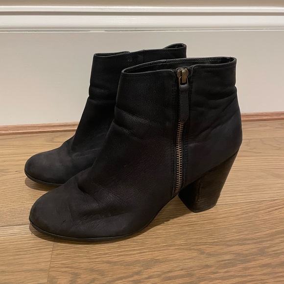 BP Nordstrom Trolley Black Ankle Boots, size 10, Stacked Heel - Picture 2 of 11